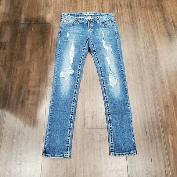 Rue21 Premiere Women’s Distressed Blue Jeans denim Size 30x30 - Picture 6 of 11